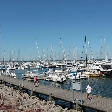 Ferienhof Am Leuchtturm Nr 3 * Ostseebad Kühlungsborn